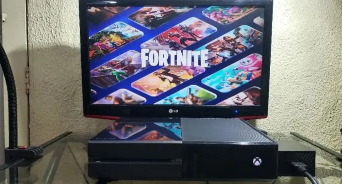 Xbox One com Fortnite