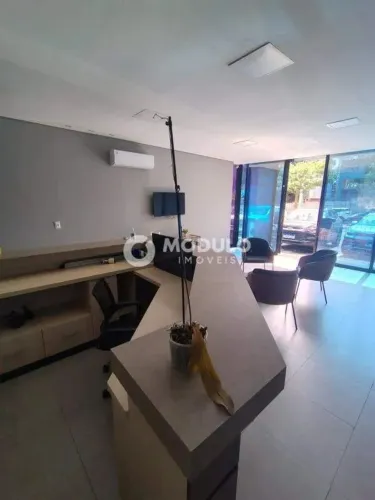 Prédio comercial para locação mobiliado, bairro Morada da Colina