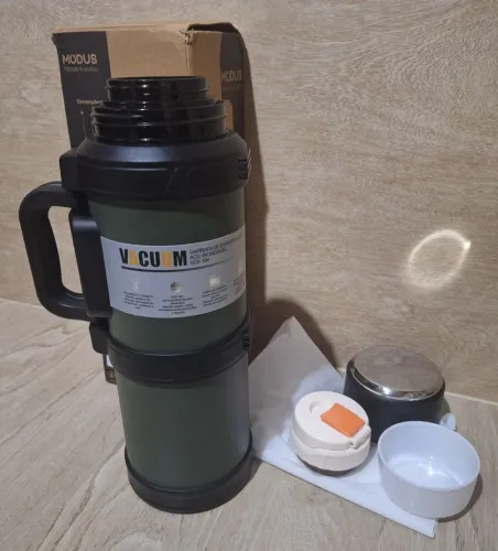 Garrafa Térmica 2,5Lts nova