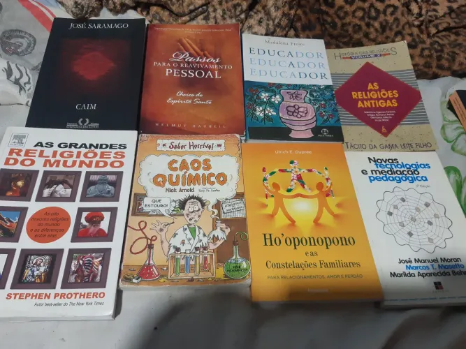 Livros de história e religião - lote de 8 livros