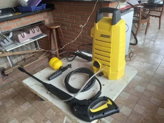 LAVADORA DE ALTA PRESSÃO KARCHER K1100 1200W