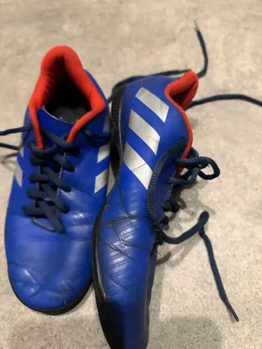 Chuteira futsal Adidas Infantil