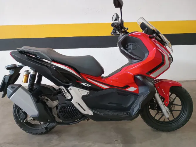 ADV 150 ABS 2022 único dono 9800 km 21 X cartão troco carro ou moto