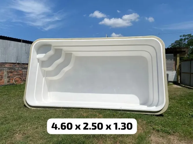 Piscinas de fibra