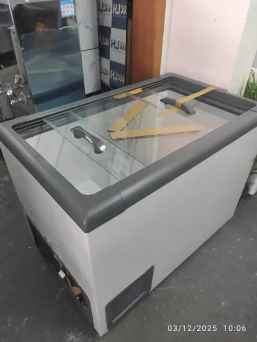 Bh Expositor horizontal sorvete 300 litros 