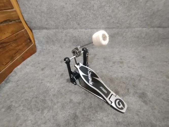 Pedal de bumbo Gretsch Energy em Bom Estado 