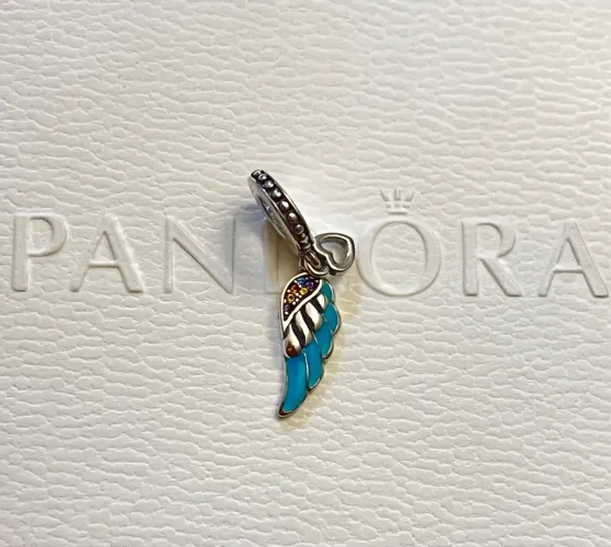Pingente Pandora Asa Azul com Detalhes