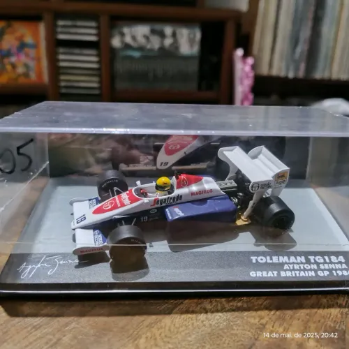 Miniatura Fórmula 1 Ayrton Senna - Toleman TG184