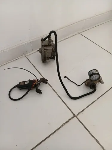 Kit GNV usado (sem cilindro)