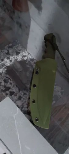 Faca tática militar