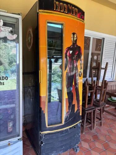 Cervejeira metal frio 220 V