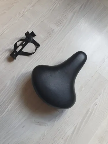 Selim novo + suporte para garrafa de hidratação