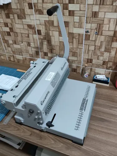 Máquina Encadernadora Wire-o 2x1 e 3x1 Excentrix + Guilhotina Profissional A3