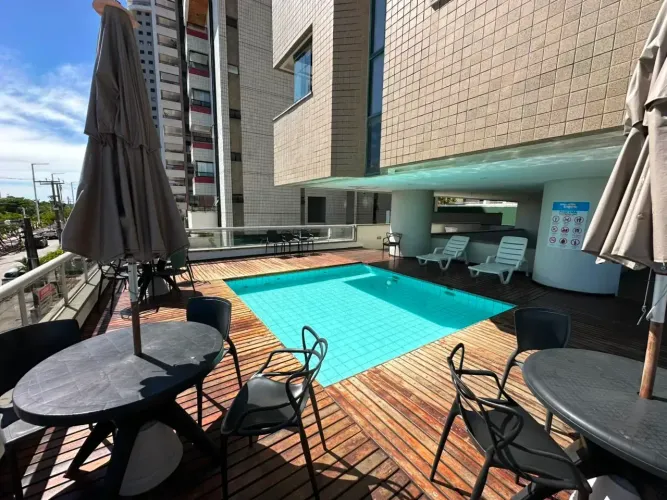 Apartamento Na Beira Mar, Com Vista Mar, Porteira Fechada, Mobiliado, Aceita Veiculo . num