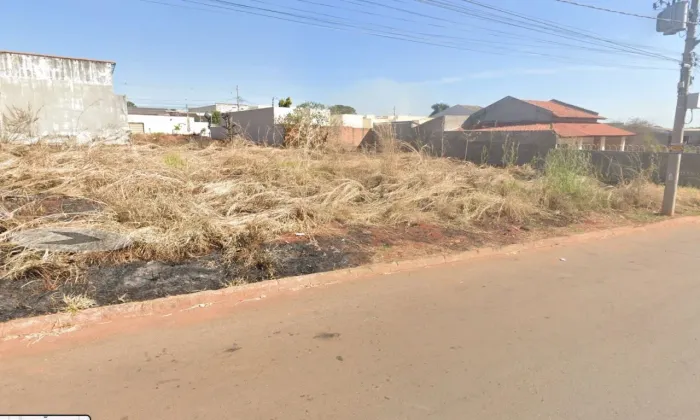 Terreno 360m² Residencial Petrópolis, Goiânia/GO | Lote Comercial