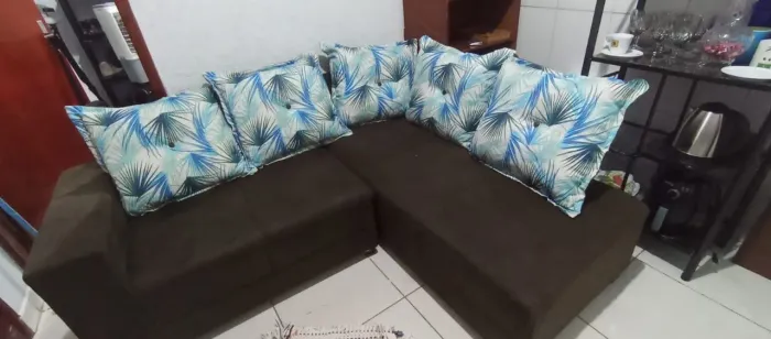 Vende-se sofá seminovo 