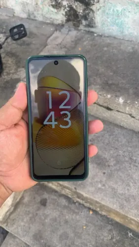 Moto g73