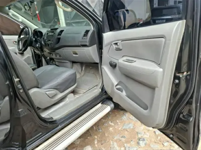 Toyota Hilux CD D4-d 4X4 2.5 16V 102cv TB Dies. 2009