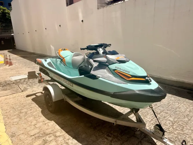 JET SKI SEADOO WAKE PRO 2023