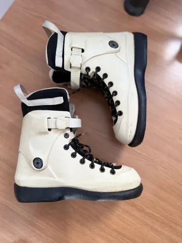 Patins street Mesmer Billy Oneil ( boot apenas)
