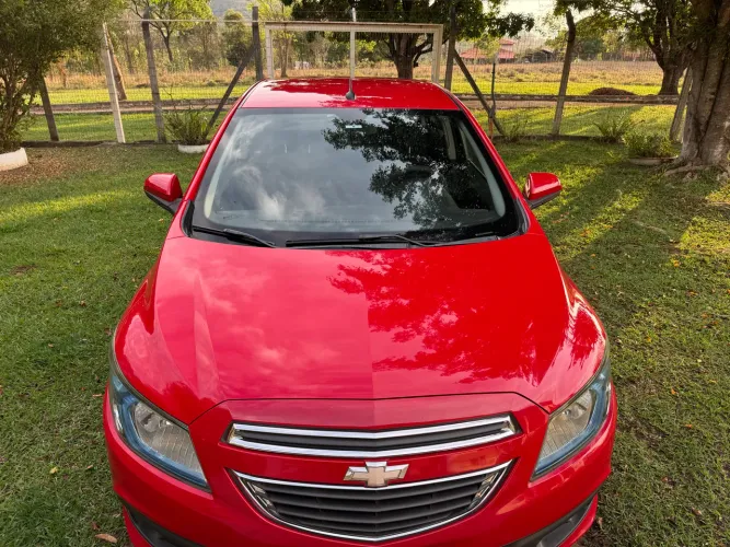 Chevrolet Onix Hatch LT 1.4 8V Flex Power Mec. 4P 2015