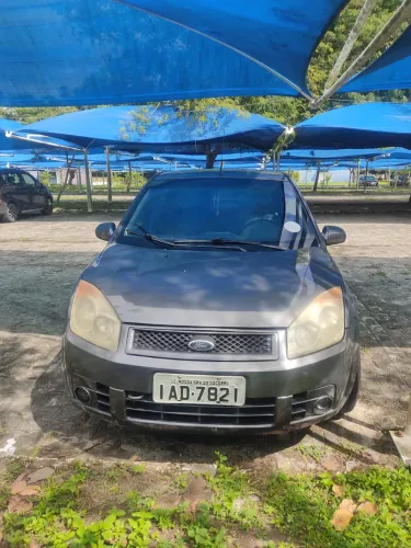 Ford Fiesta Sedan 1.0 8V Flex 4P 2009