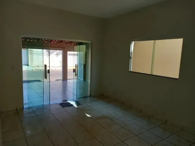 Casa para Venda em Uberlândia, Jardim Das Palmeiras, 3 dormitórios, 1 suíte, 2 banheiros,