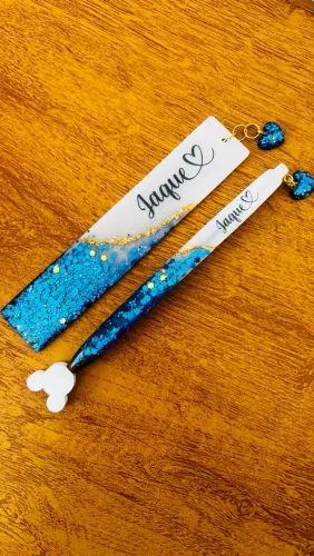 Peças em resina personalizadas! Canetas, marca página, porta objeto!Por encomenda!