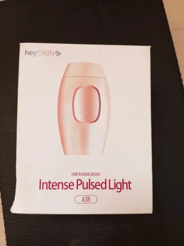 Depilador de Luz Pulsada Laser- na caixa original dele