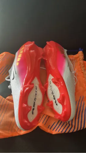 CHUTEIRA NIKE NOVA