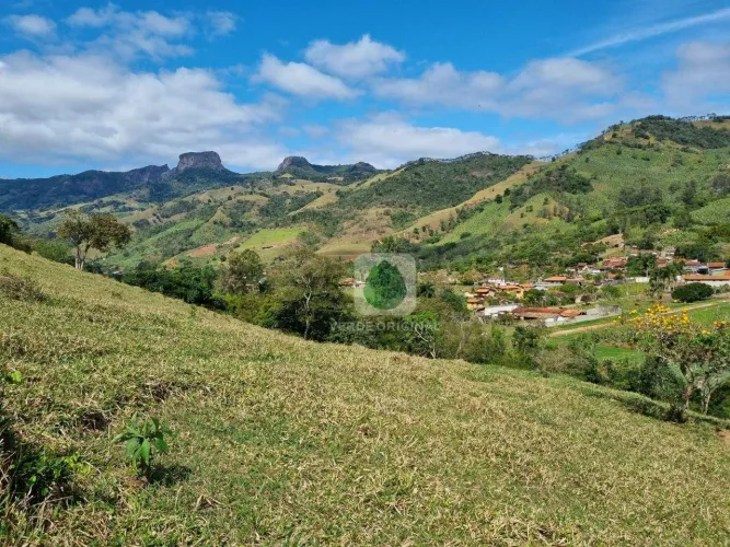 Sítio vista para Pedra do Baú à venda, 48400 m² por R$ 1.800.000 - Paiol Grande - São Bent