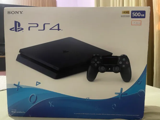 PlayStation 4 slim desbloqueado 