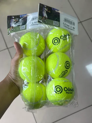 kit com bolas de tênis