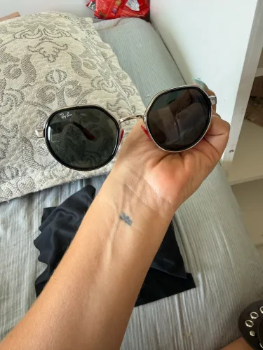 Ray ban Ferrari original novo