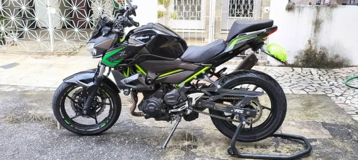 Kawasaki z400 2020.