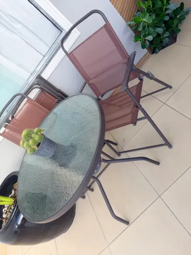 Mesa com cadeiras