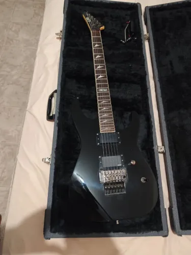 GUITARRA ESP LTD M-330R - CAPTADOR EMG 81