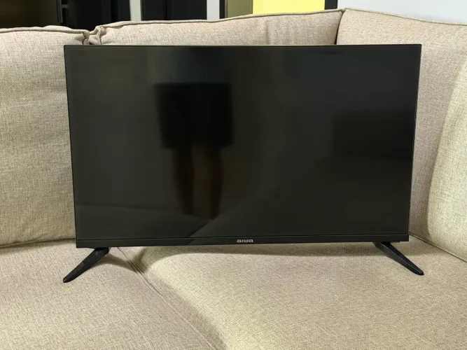 Vende-se Smart TV Aiwa 32 Android TV - Impecável!