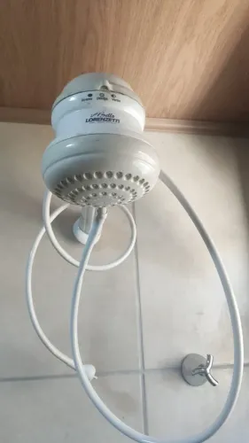 Chuveiro elétrico