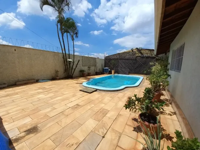 Casa à venda, 220 m² por R$ 950.000,00 - Vila Santa Terezinha - Rio Claro/SP