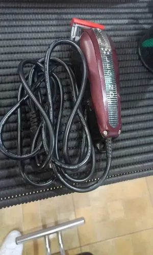 Máquina de cortar o cabelo