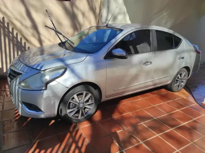 Nissan Versa Unique 1.6 16V Flexstart 4P Aut. 2018
