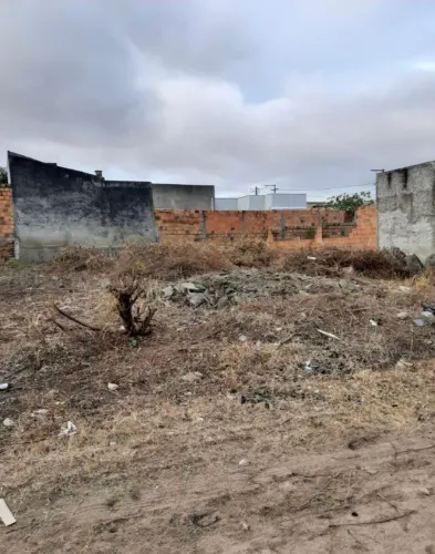 Oportunidade na Gabriela! Baixou o preço! EXCELENTE LOCALIZAÇÃO.