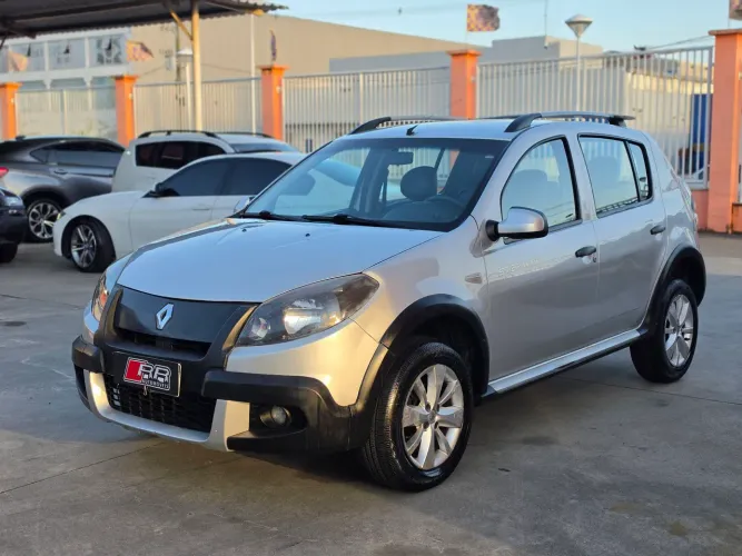 Renault Sandero Stepway Hi-flex 1.6 16V 5P Aut. 2013