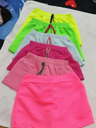 Short infantil menina