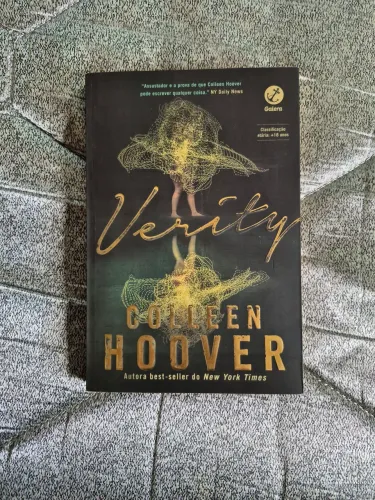 Livro- VERITY- Colleen Hoover