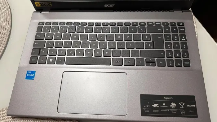 Acer Aspire 5 A515-57-55B8