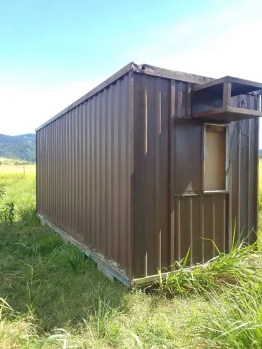 Container 6x3 bom estado ( vazio)
