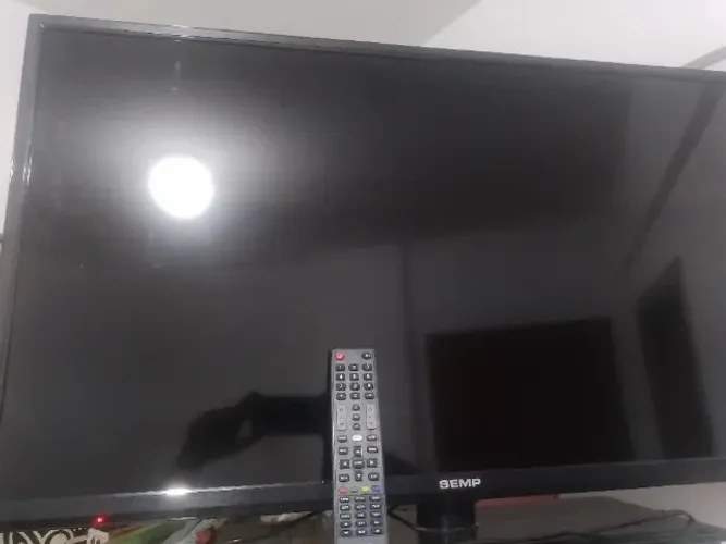 Vendo TV led 40 polegadas toshiba