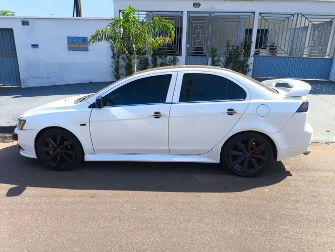 Mitsubishi Lancer GT 2.0 16V 160cv Aut. 2013